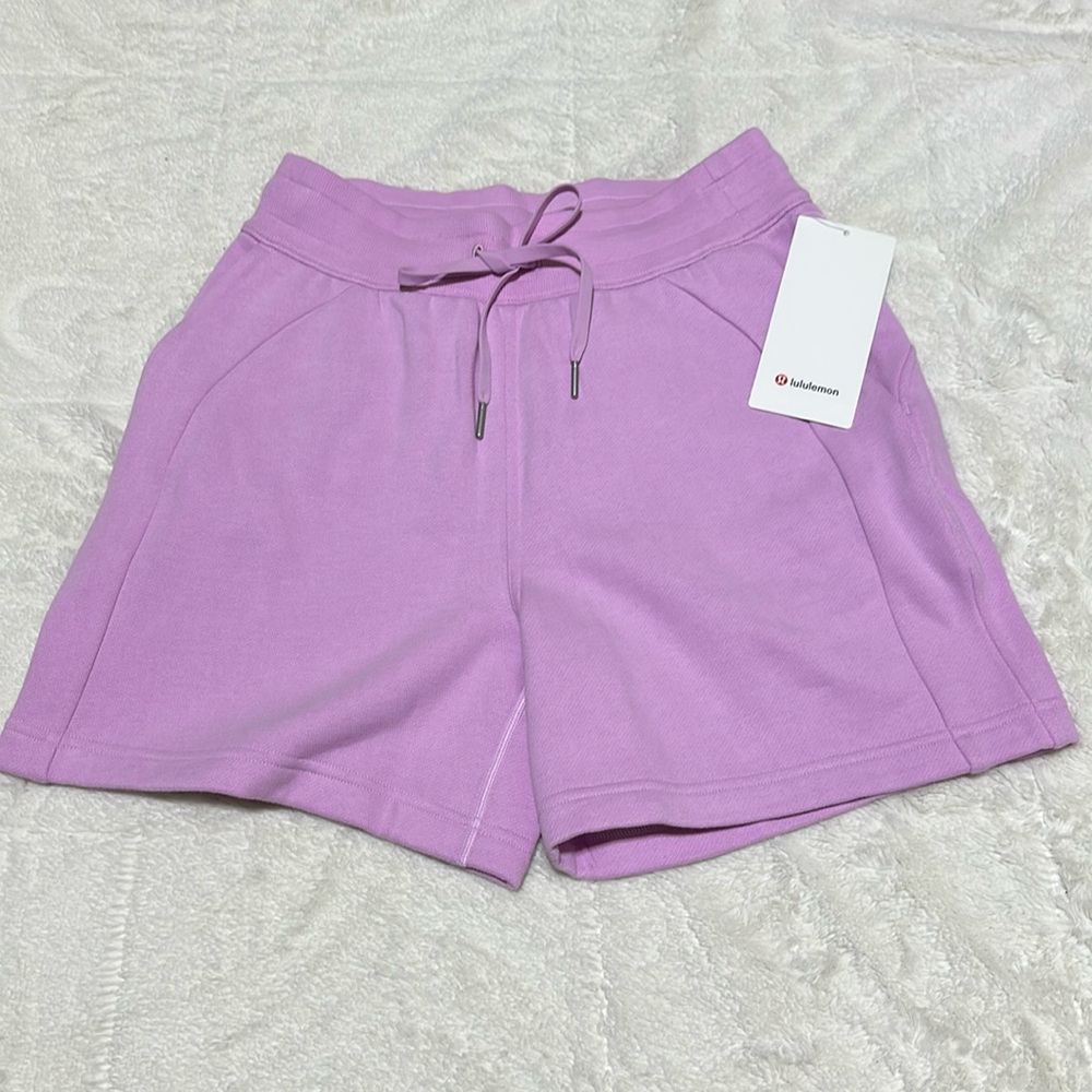 Lululemon | size 6 | scuba high rise shorts 5” - Picture 8 of 14
